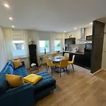 Komfort Am Badepark, Modern! Stylisch! Geraeumig! Lägenhet *