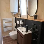 Lägenhet Komfort Am Badepark, Modern! Stylisch! Geraeumig!