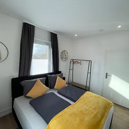 Apartment Neueroeffnung Nach Sanierung! Komfort Am Badepark, Modern! Stylisch! Geraeumig! *