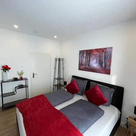 Apartment Neueroeffnung Nach Sanierung! Komfort Am Badepark, Modern! Stylisch! Geraeumig!