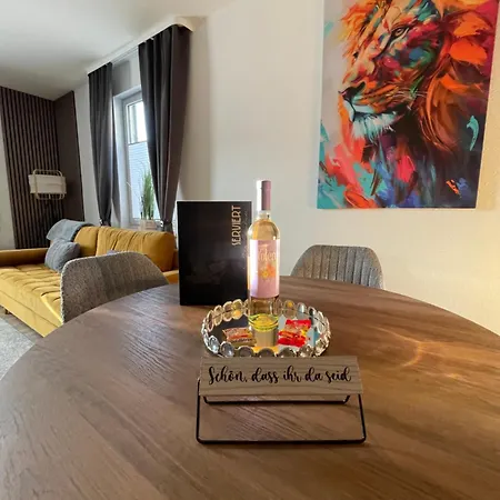 Neueroeffnung Nach Sanierung! Komfort Am Badepark, Modern! Stylisch! Geraeumig! Apartment *