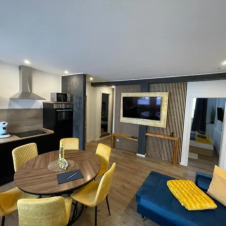 Neueroeffnung Nach Sanierung! Komfort Am Badepark, Modern! Stylisch! Geraeumig! Appartement *